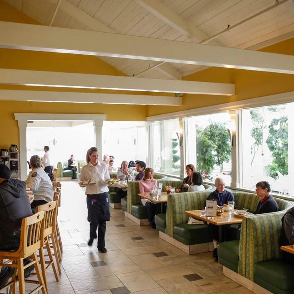 Elli's | Great American Restaurant business photo