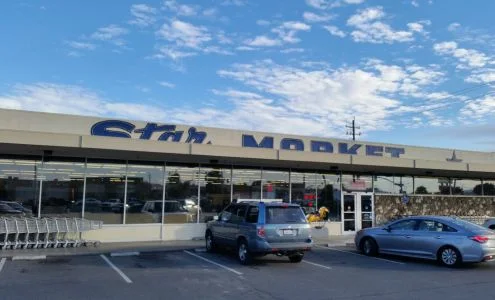 Star Market business photo