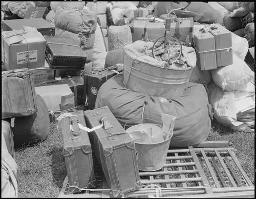 Salinas, California. Baggage belonging to evacuees of Japanese ancestry has been brought to the pa . . . - NARA - 536170