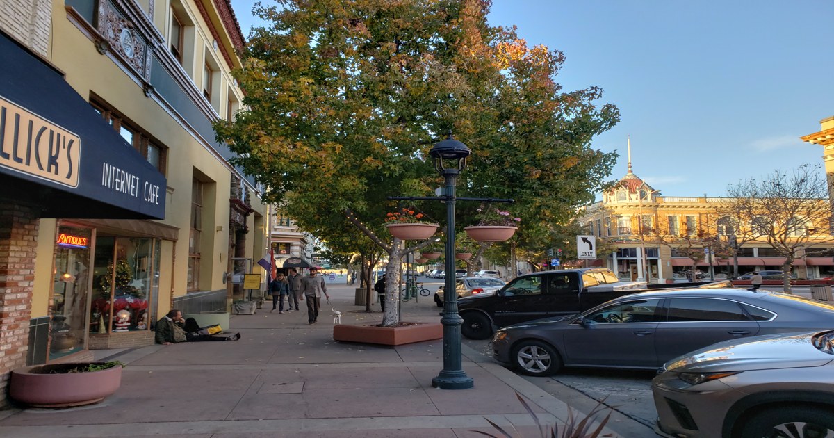 Illustrative cover for LOCAL Salinas